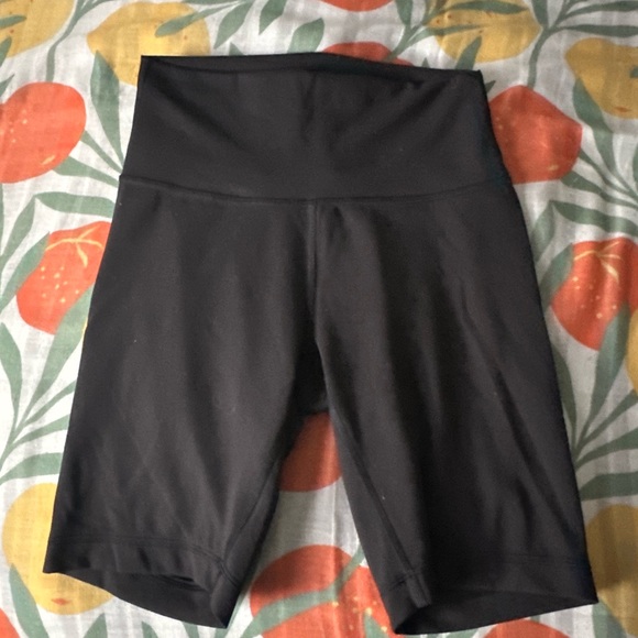 Lululemon Athletica Black Bike Shorts - Picture 3 of 3